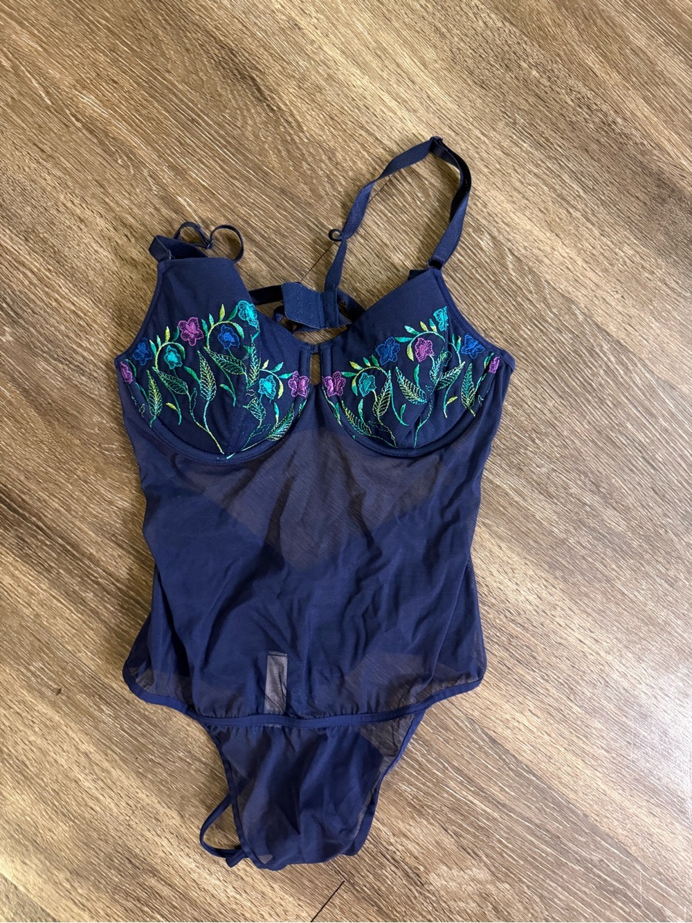 Victoria Secret Embroidered Mesh Bodysuit Sz 36 C